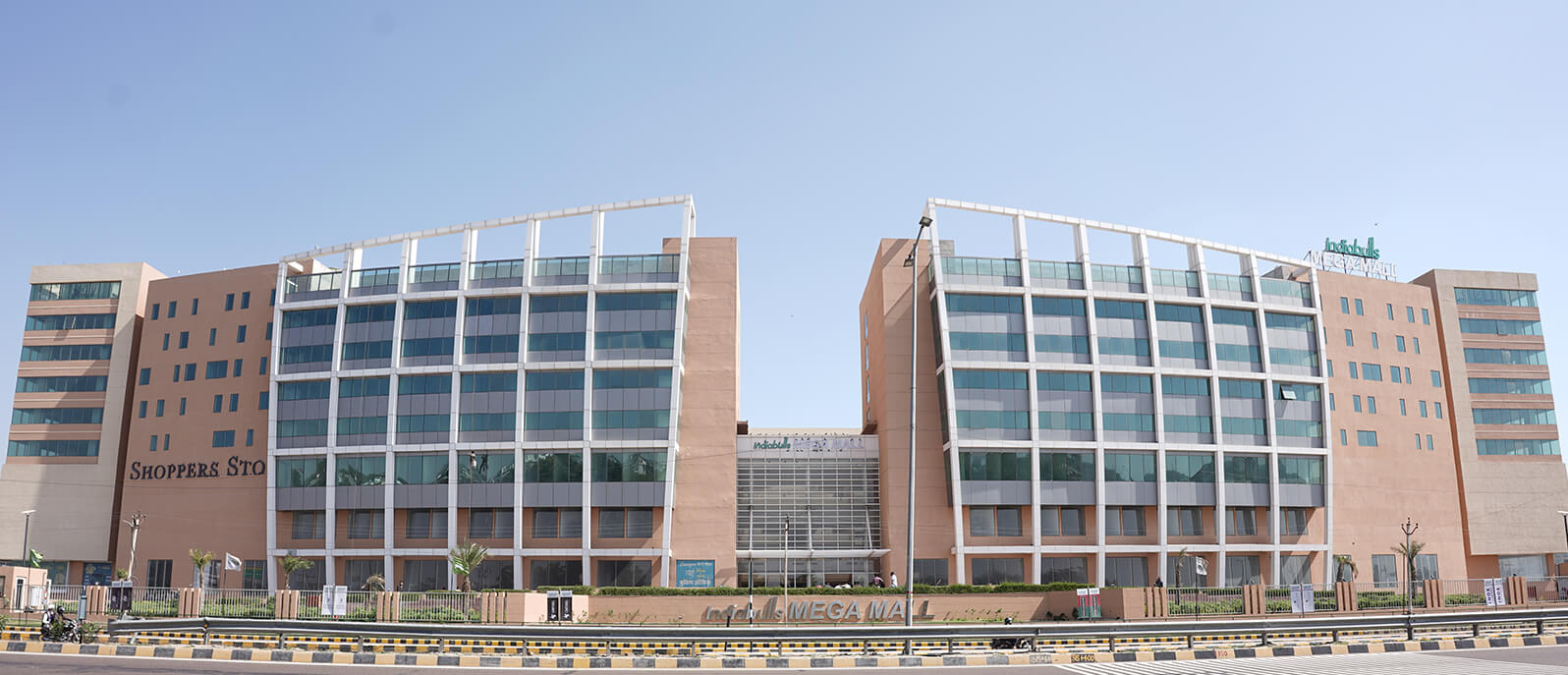 Mega Mall_1596 x 687