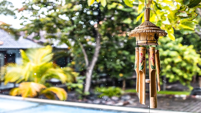 Hanging wind chimes